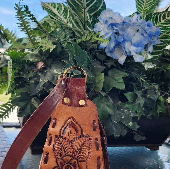 Sold - Picture 2 of 9